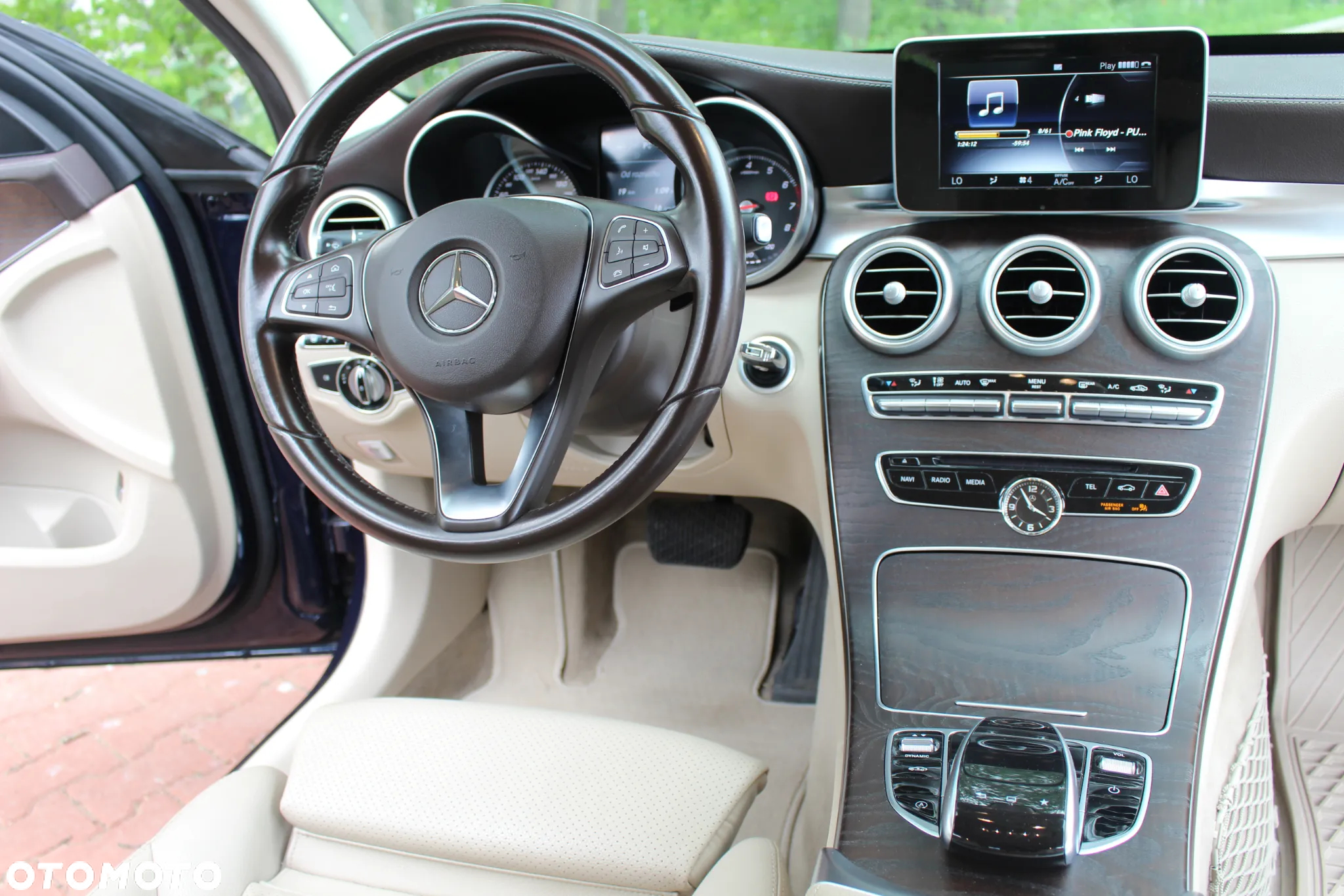 Mercedes-Benz Klasa C 200 4-Matic 7G-TRONIC - 12