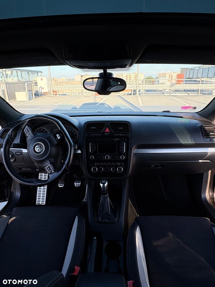 Volkswagen Scirocco 2.0 TSI R - 11