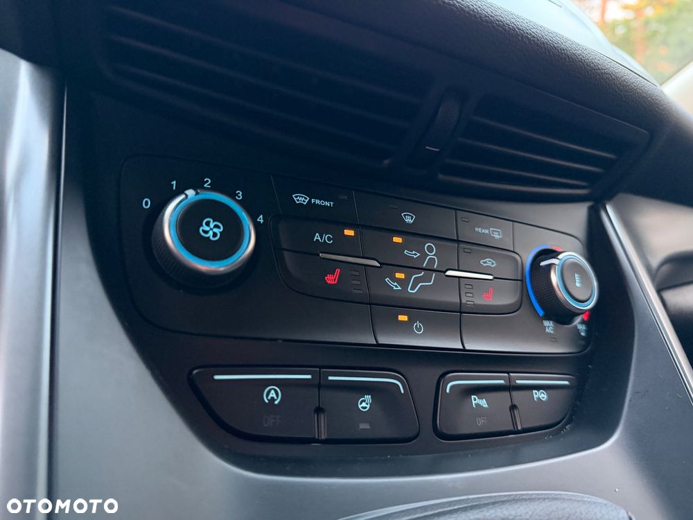 Ford Kuga 1.5 EcoBoost 2x4 SYNC - 12