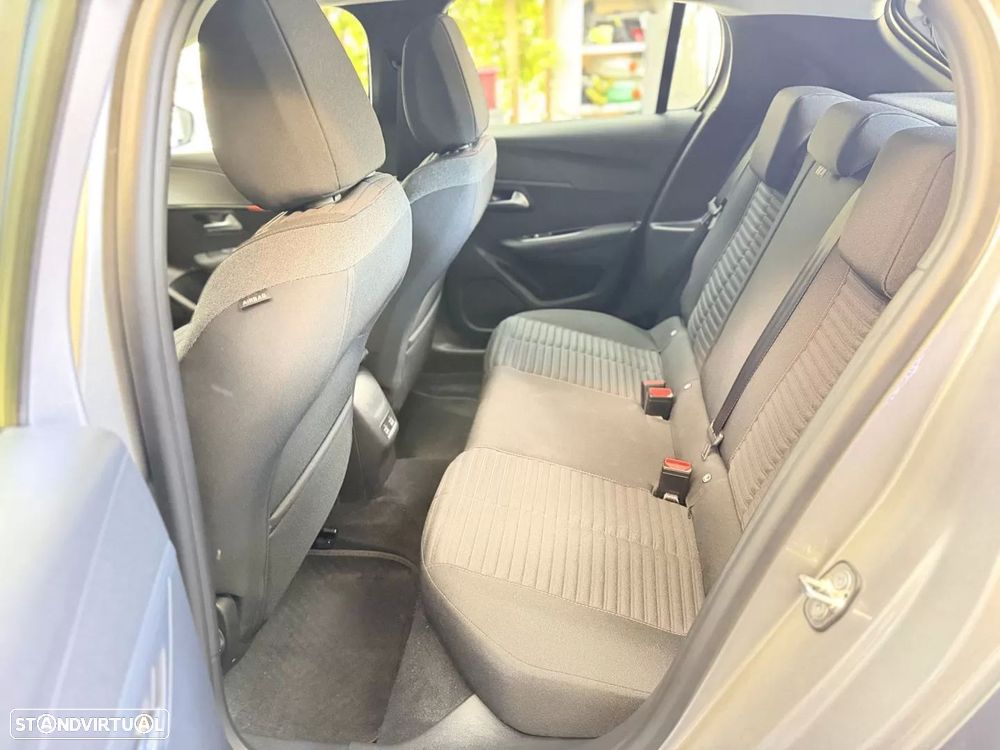 Peugeot e-208 50 kWh Active Pack - 27