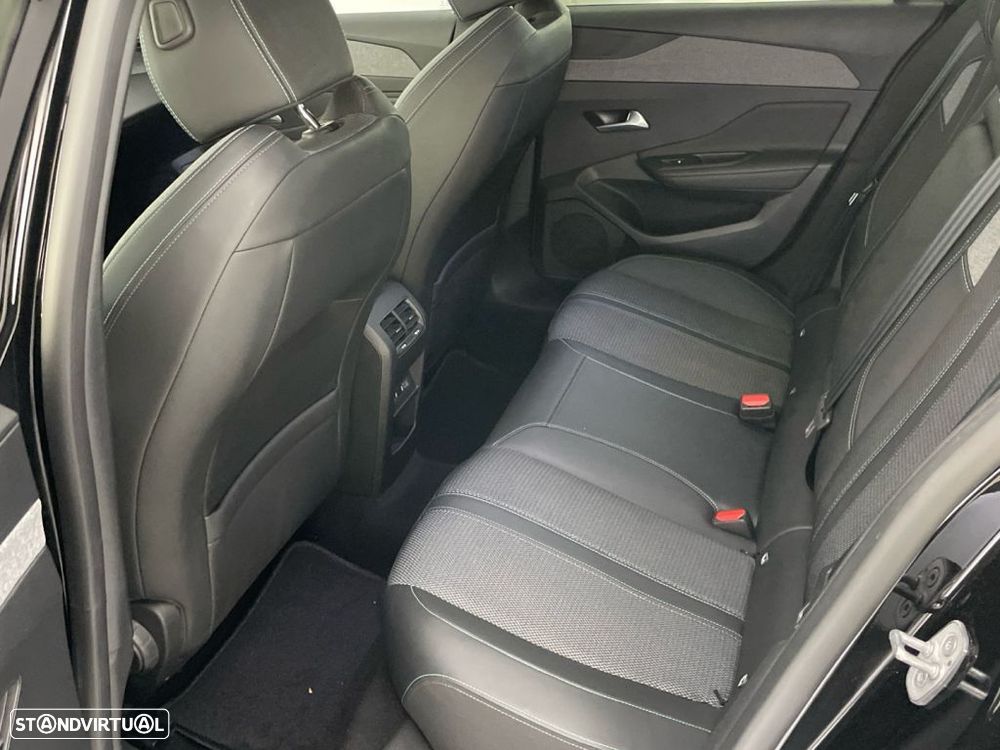 Peugeot 308 1.5 BlueHDi Allure EAT8 - 12