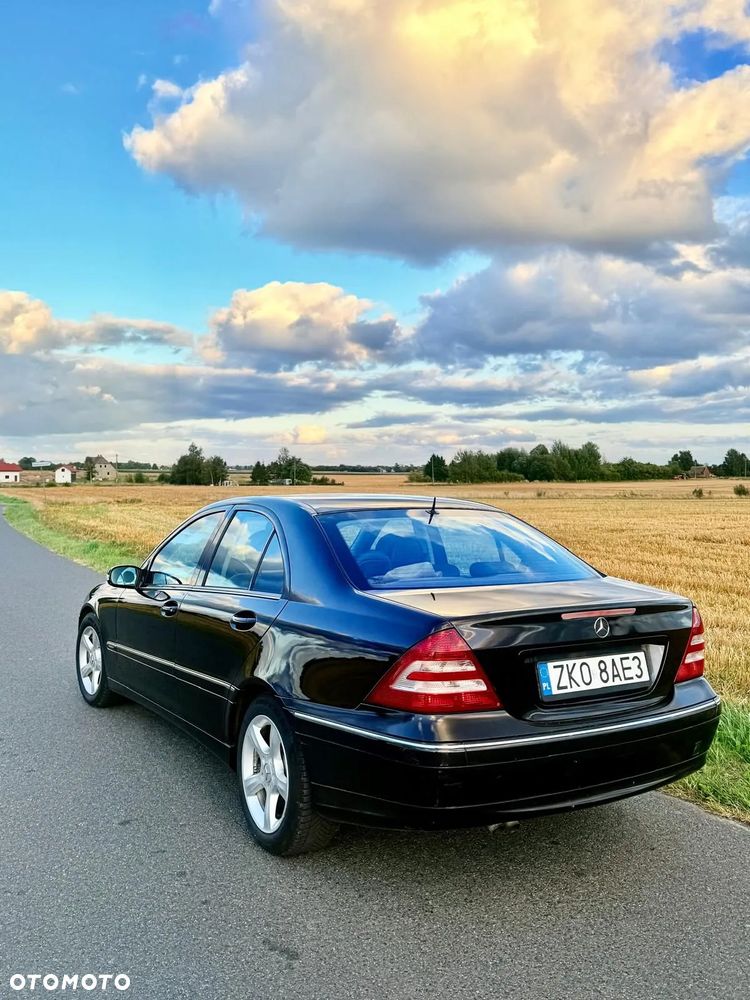 Mercedes-Benz Klasa C 180 Kompressor Automatik Avantgarde - 21