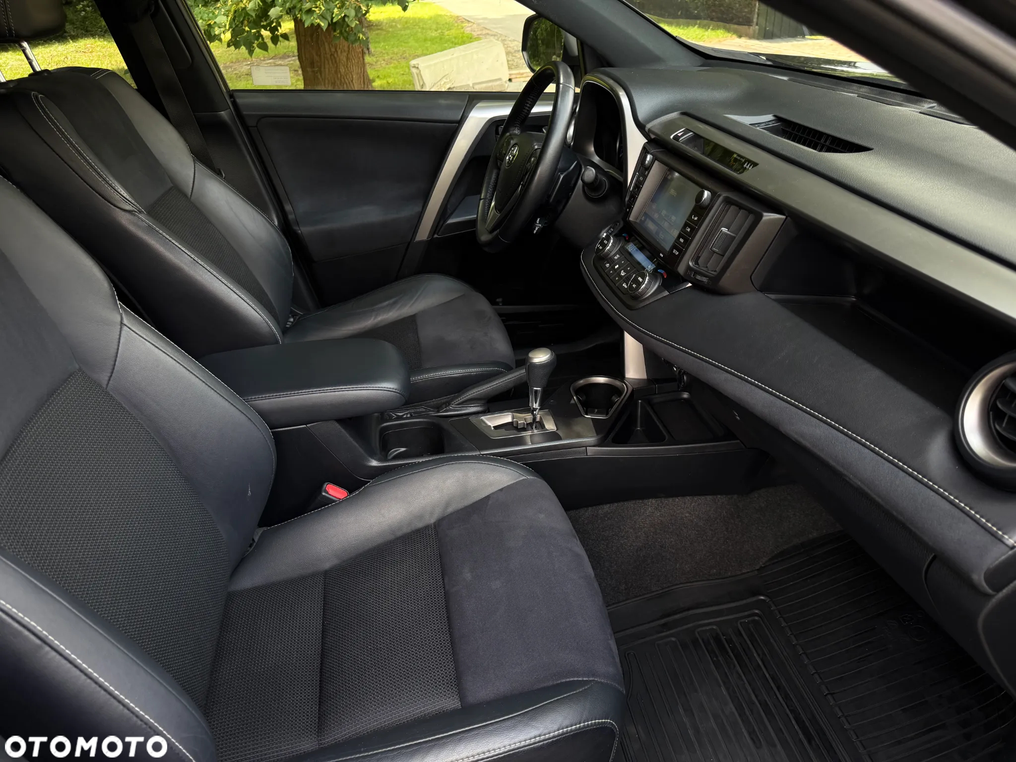 Toyota RAV4 2.0 Premium 4x4 MS - 17