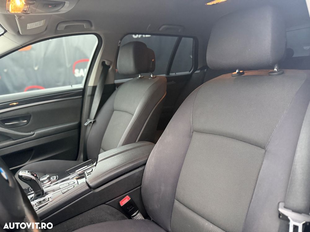 BMW Seria 5 525d xDrive Touring Aut. - 14