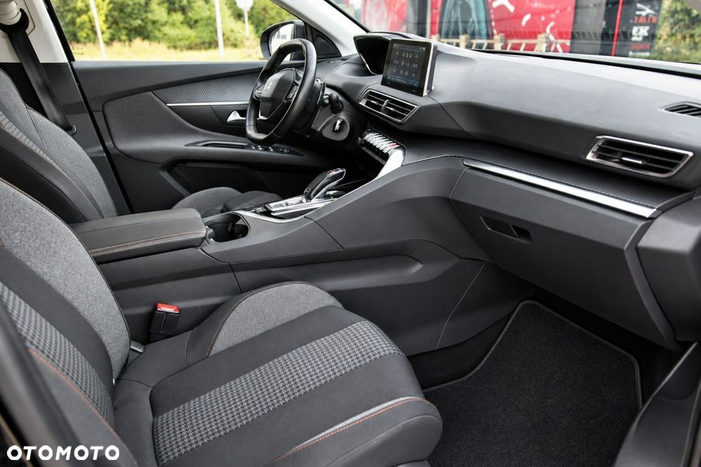 Peugeot 3008 - 13