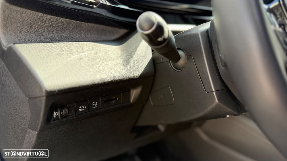 Peugeot 308 SW 1.6 Hybrid Allure e-EAT8 - 28