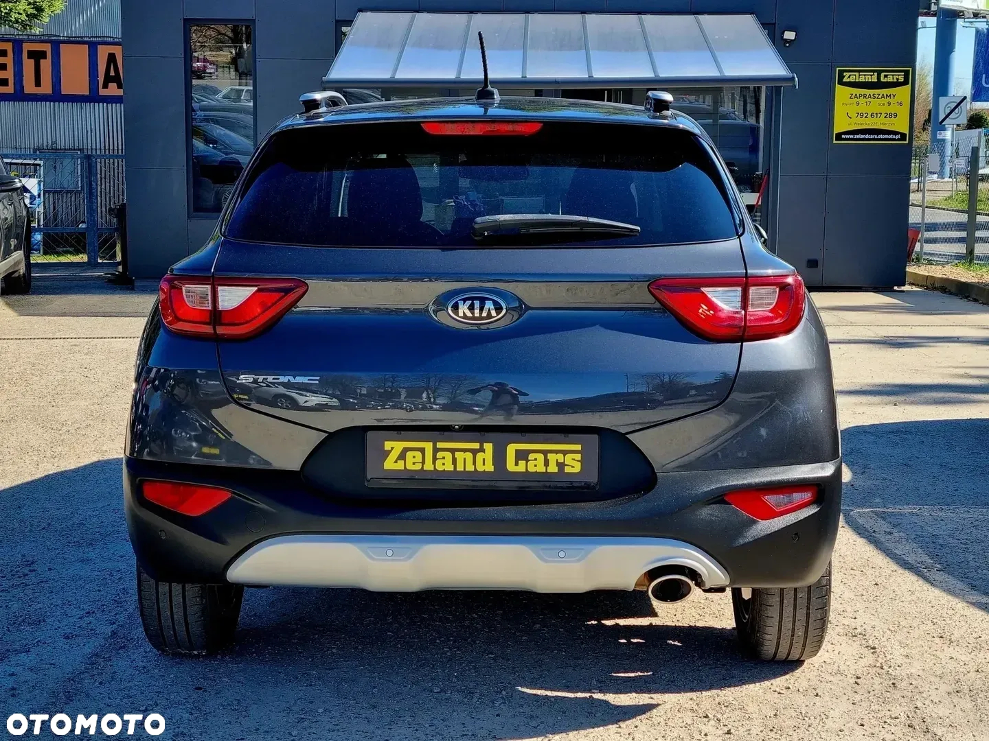 Kia Stonic 1.2 L - 4