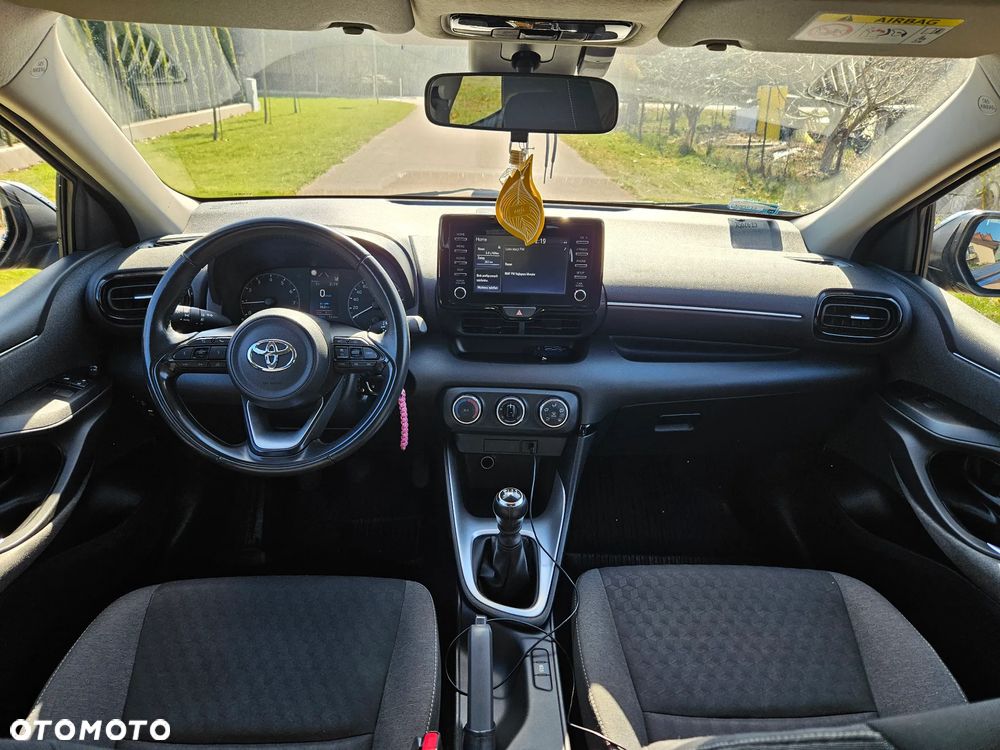 Toyota Yaris 1.5 Comfort - 19