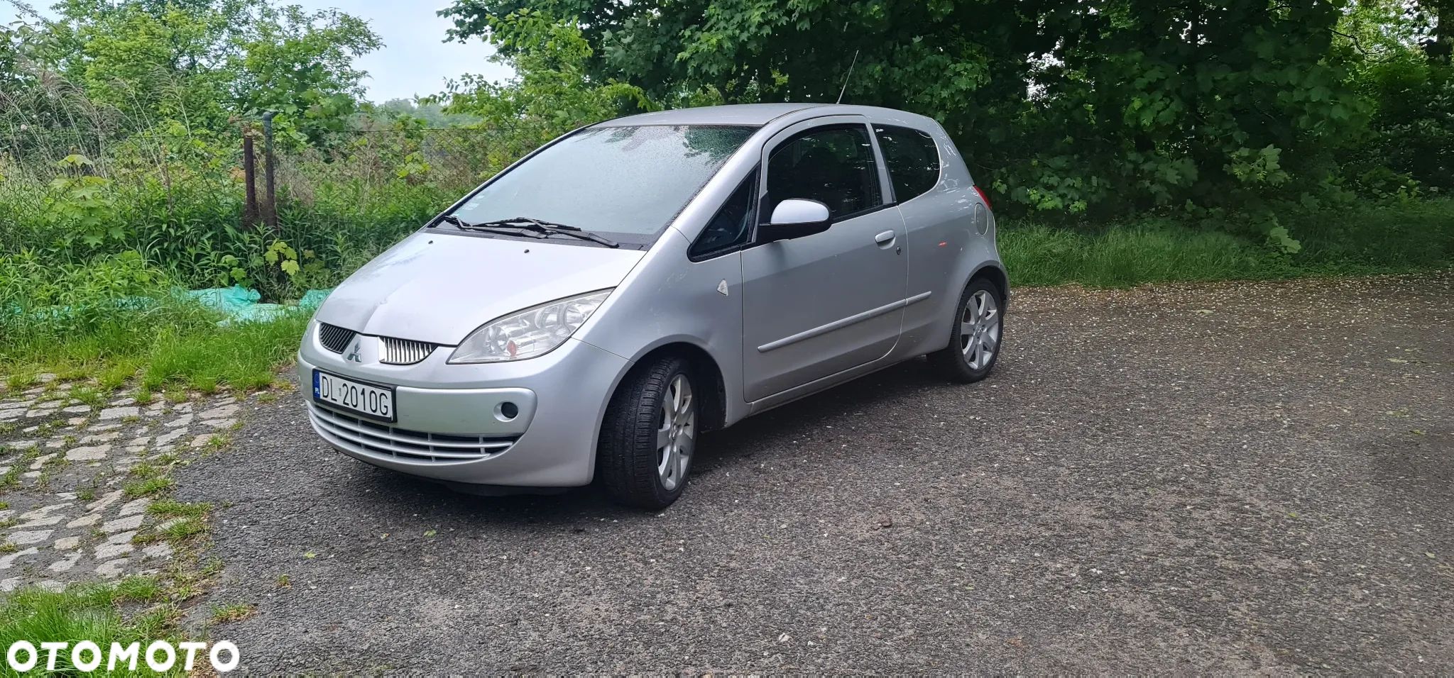 Mitsubishi Colt - 1