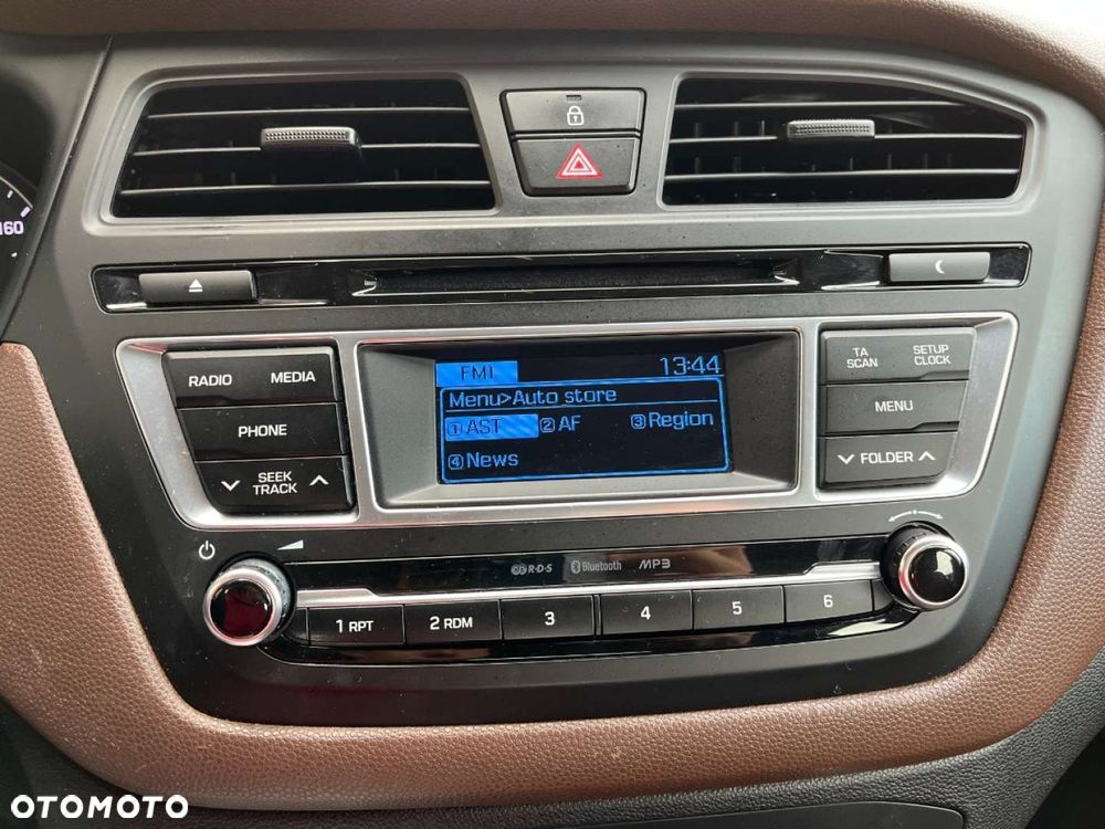 Hyundai i20 1.4 CRDI Comfort - 14