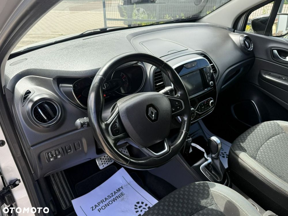 Renault Captur - 28
