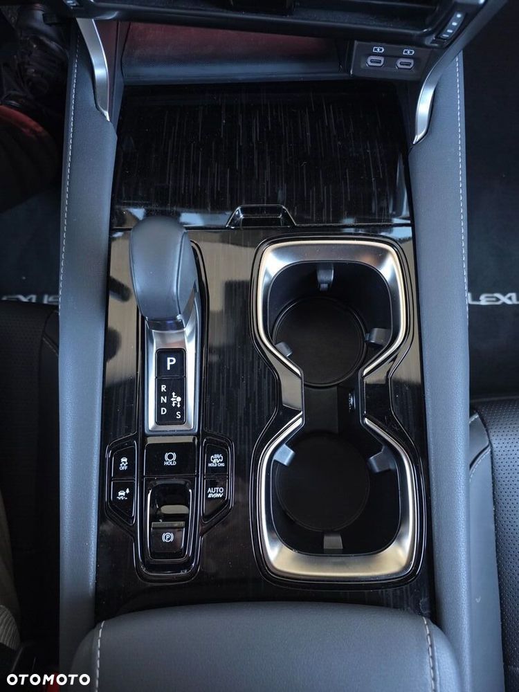 Lexus RX 450h+ F Sport Design - 15