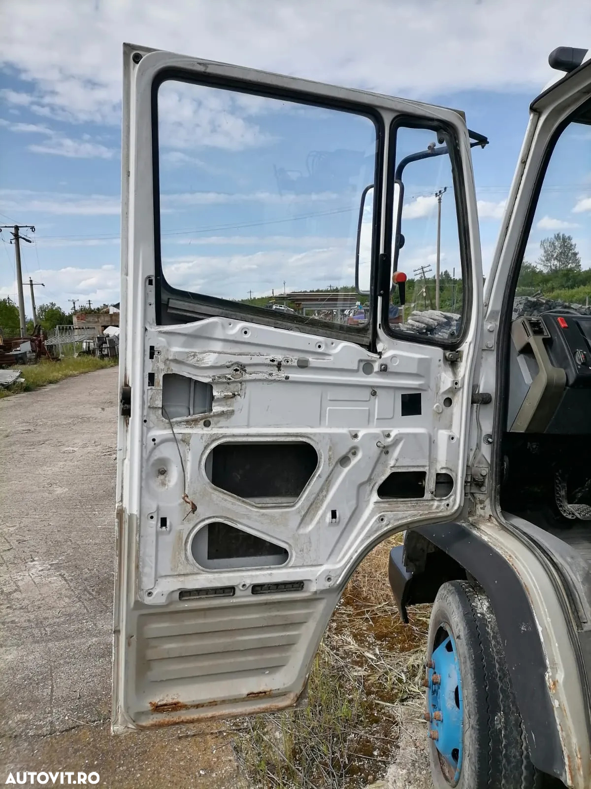 Mercedes-Benz Vario 812 - 9