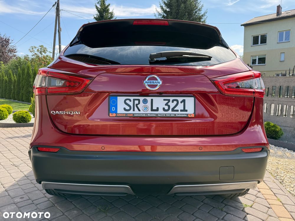 Nissan Qashqai 1.3 DIG-T N-WAY - 27