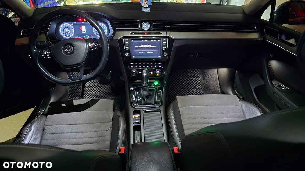 Volkswagen Passat 2.0 TDI BMT Highline DSG - 5