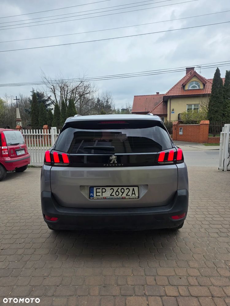 Peugeot 5008 - 2