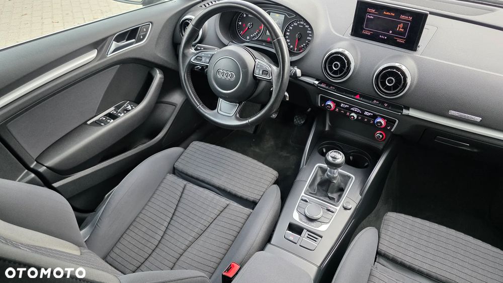 Audi A3 Sportback 2.0 TDI Quattro Ambiente - 13