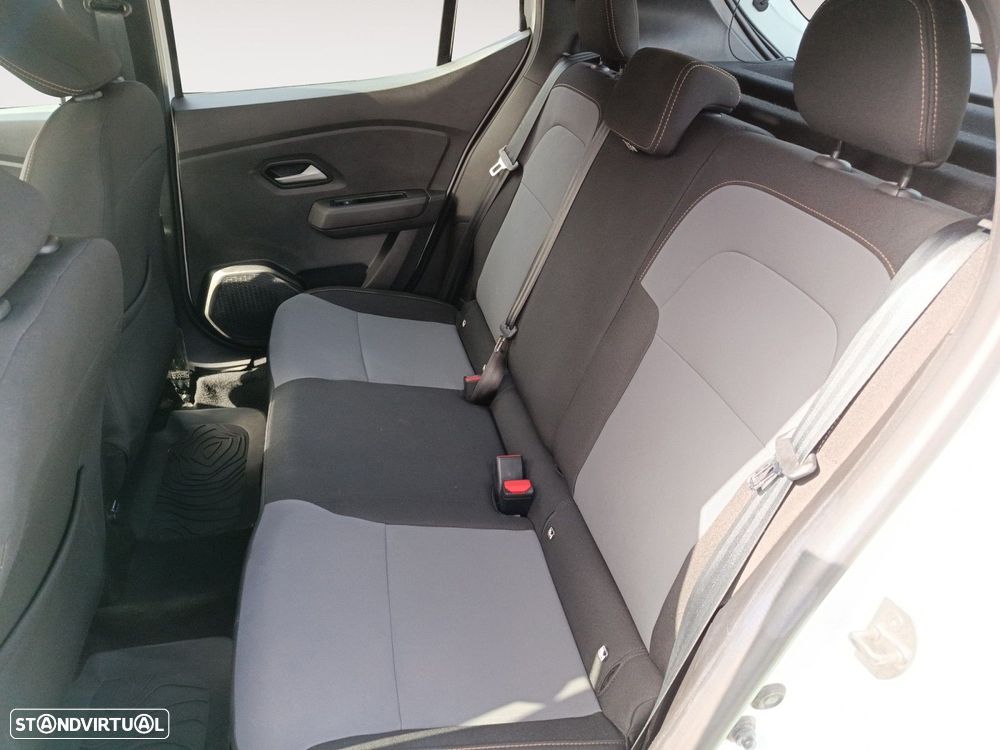 Dacia Sandero 1.0 TCe Extreme CVT - 13