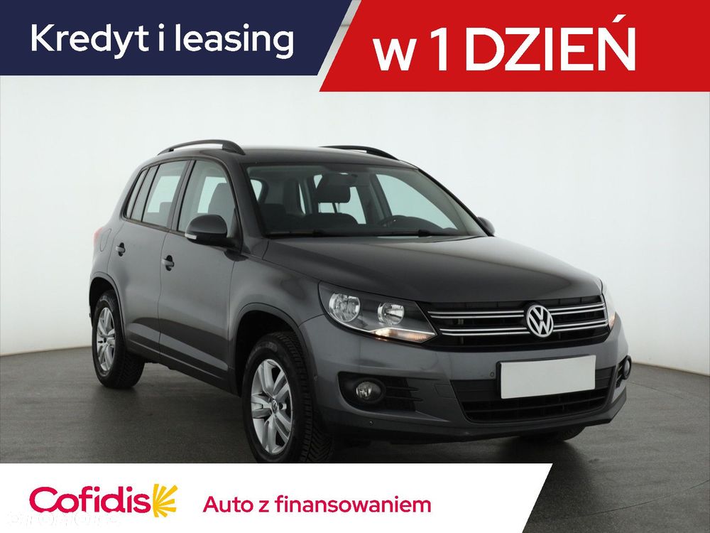 Volkswagen Tiguan - 2
