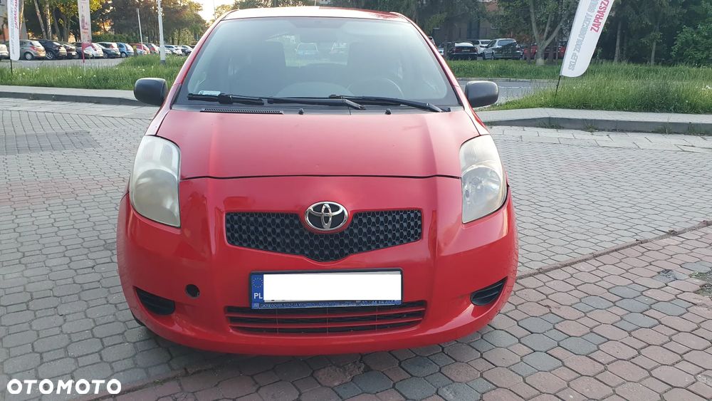 Toyota Yaris - 8