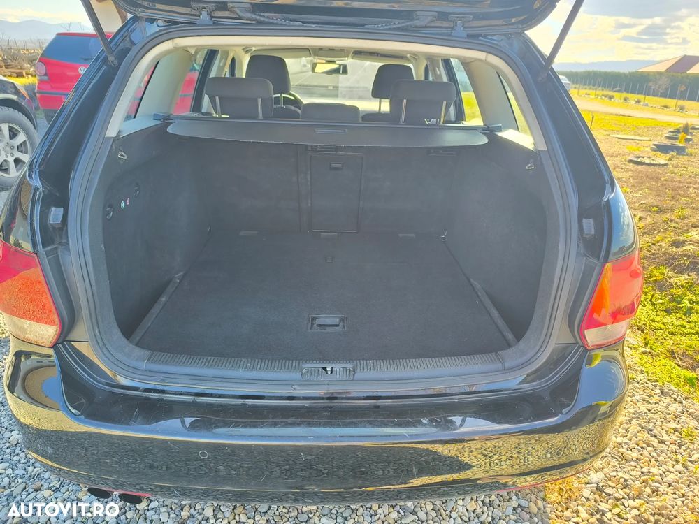 Volkswagen Golf 2.0 TDI DPF Edition - 13
