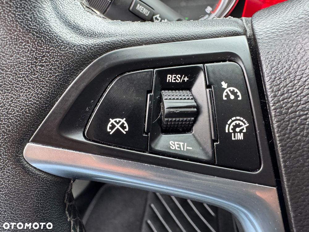 Opel Astra 1.4 Turbo Cosmo - 39