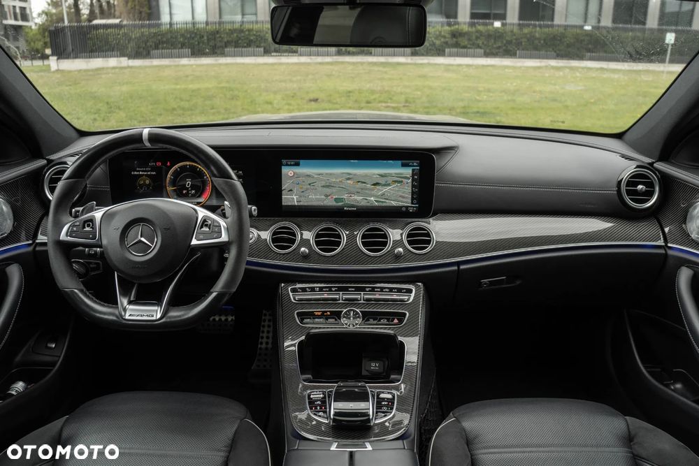 Mercedes-Benz Klasa E AMG 63 S 4Matic+ 9G-TRONIC - 3