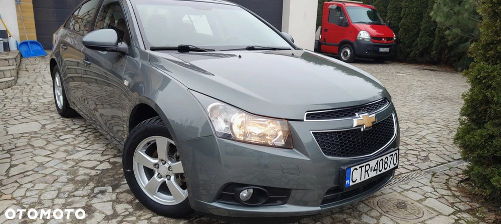 Chevrolet Cruze 1.8 LT - 8