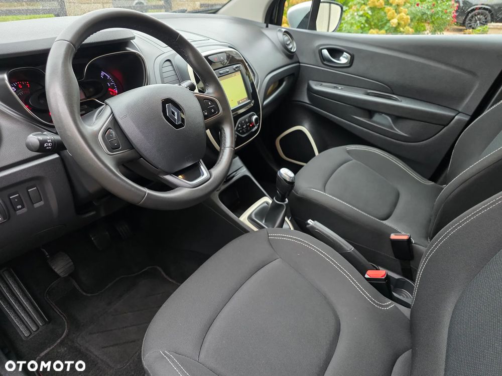 Renault Captur - 32