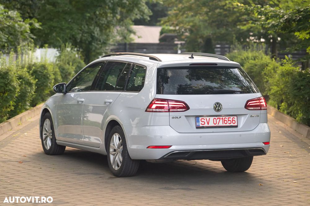 Volkswagen Golf 2.0 TDI Highline - 4