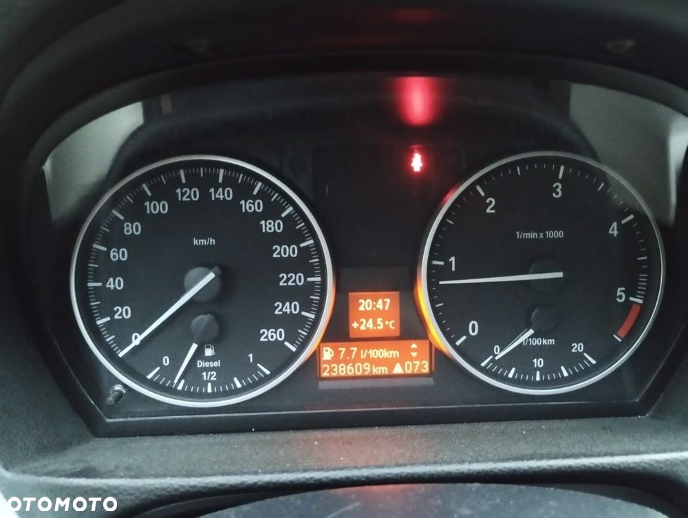 BMW Seria 3 318d - 8