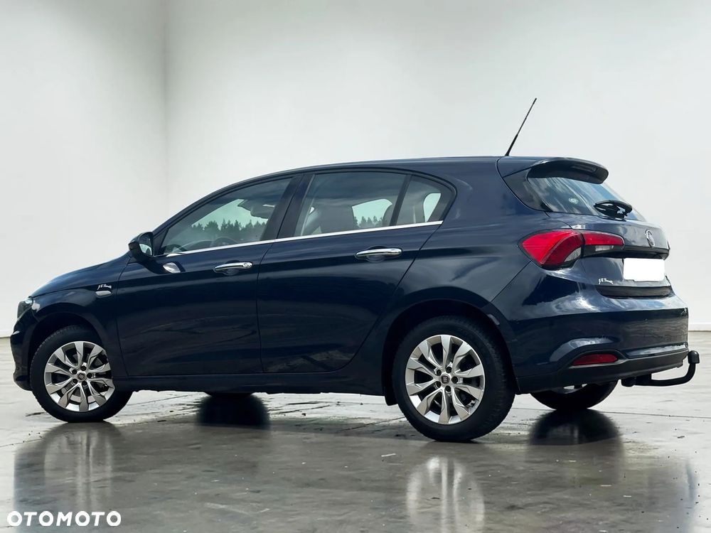 Fiat Tipo 1.6 MultiJet DCT Lounge - 12