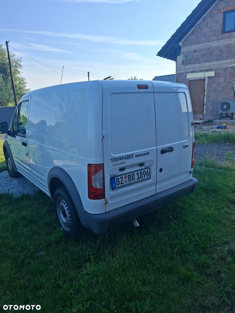 Ford Transit Connect - 11
