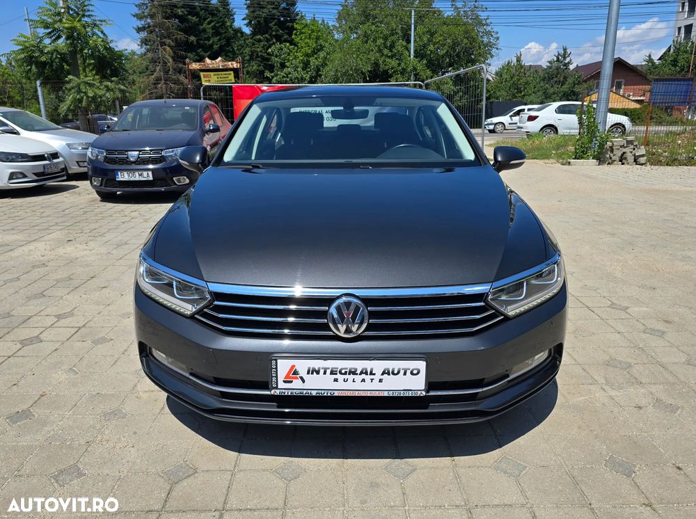 Volkswagen Passat 1.5 TSI ACT DSG Comfortline - 2