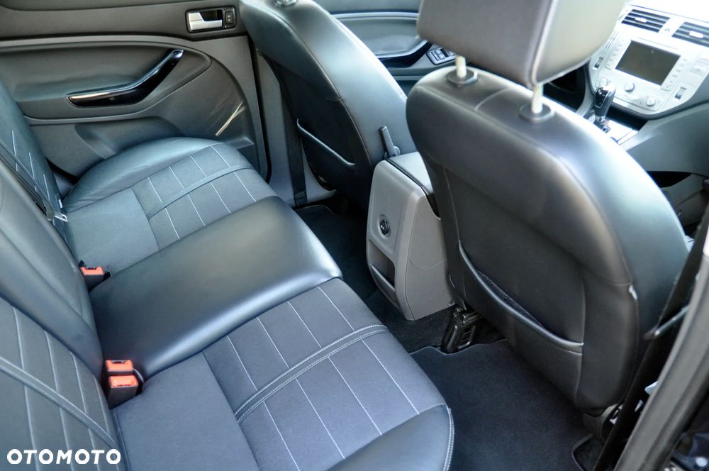 Ford Kuga 2.0 TDCi 4x4 Trend - 10