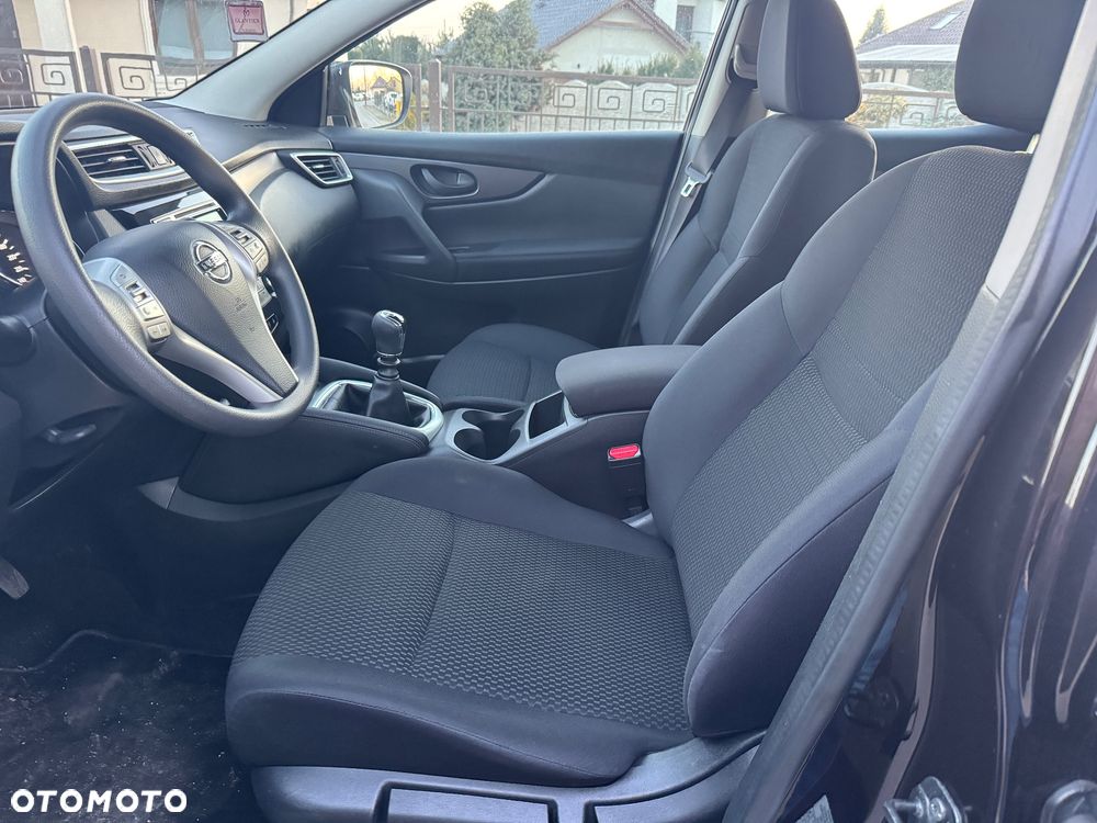 Nissan Qashqai 1.2 DIG-T N-Vision - 11