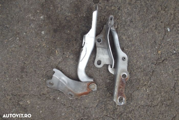 Balamale capota Toyota Rav4 2002-2006 dezmembrez rav4 2.0 benzina - 1