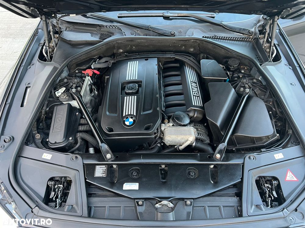 BMW Seria 5 523i Aut. - 5