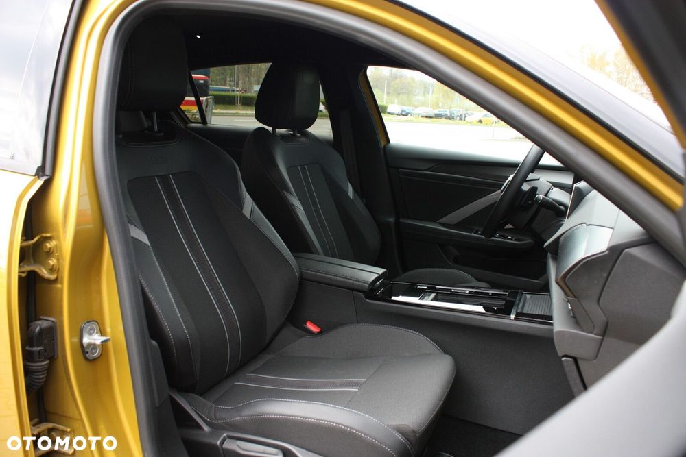 Opel Astra 1.2 T GS S&S - 17