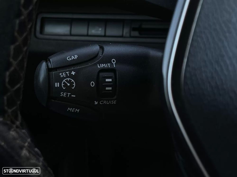 Peugeot 5008 BlueHDI 130 Allure - 37