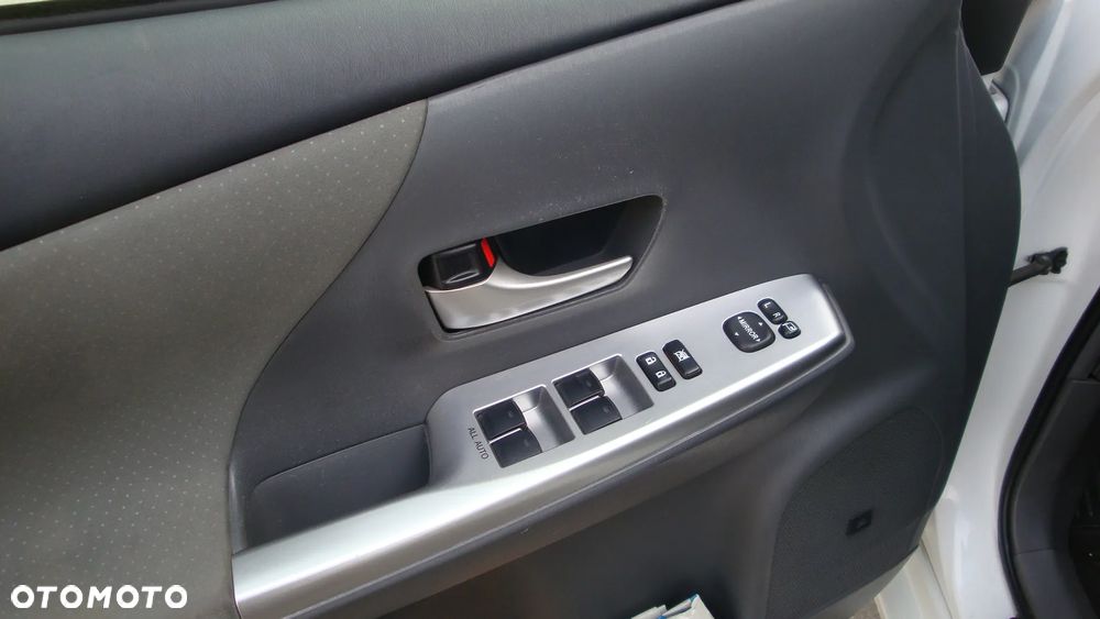 Toyota Prius+ 1.8 HSD Active - 13