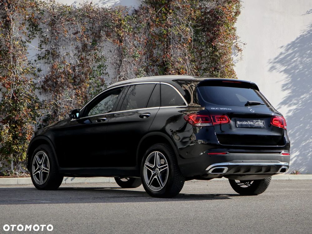 Mercedes-Benz GLC 300 de 4-Matic AMG Line - 5