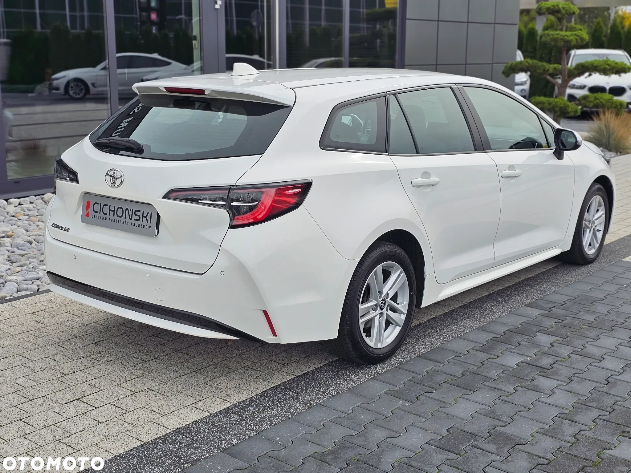 Toyota Corolla 1.2 T Comfort - 26