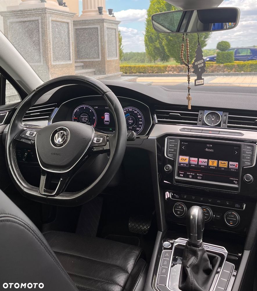 Volkswagen Passat 2.0 TDI Bi-Turbo BMT 4Mot Highline DSG - 21