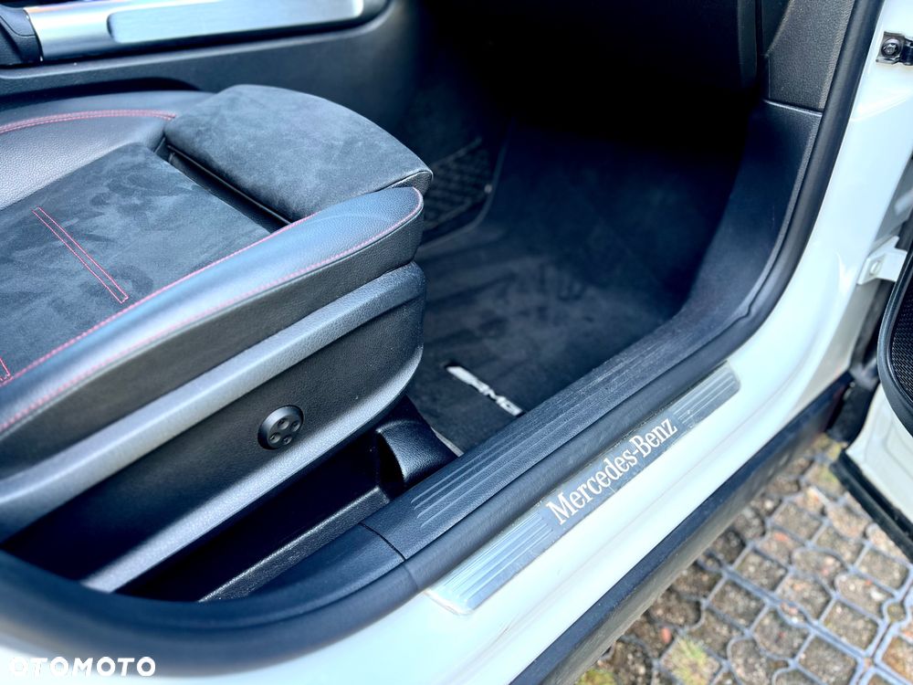 Mercedes-Benz GLB 200 AMG Line 7G-DCT - 9