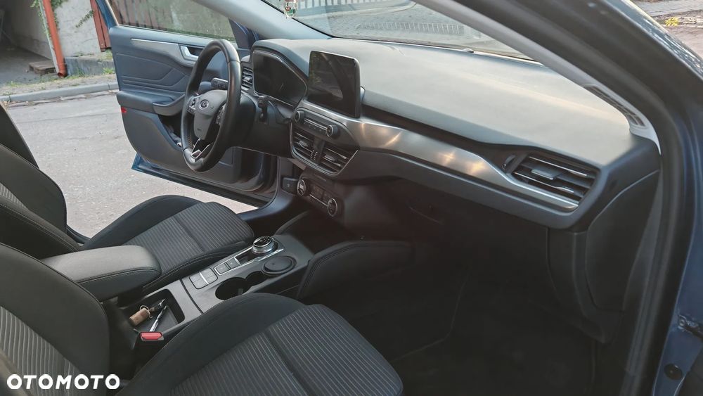 Ford Focus 1.5 EcoBoost Titanium X - 13