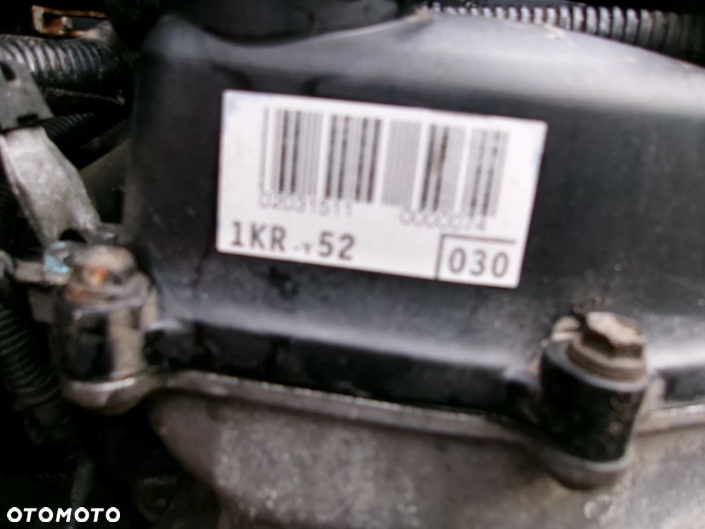 SILNIK 1.0 1KR YARIS II AYGO C1 107 - 2