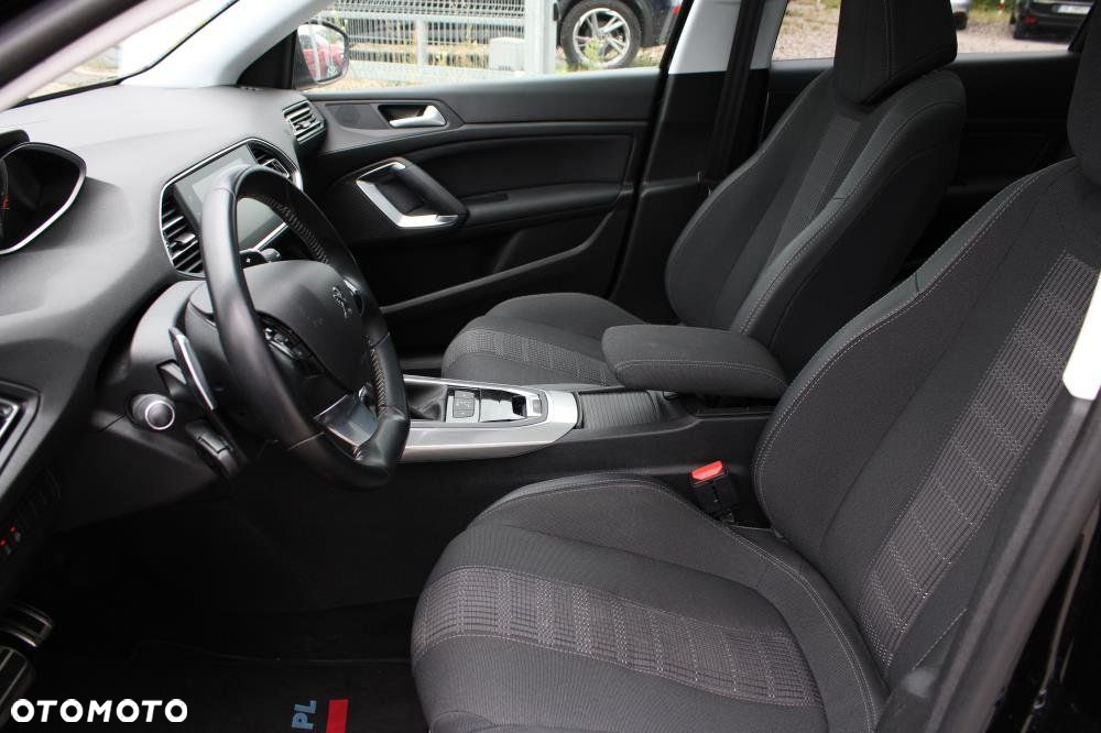 Peugeot 308 - 9