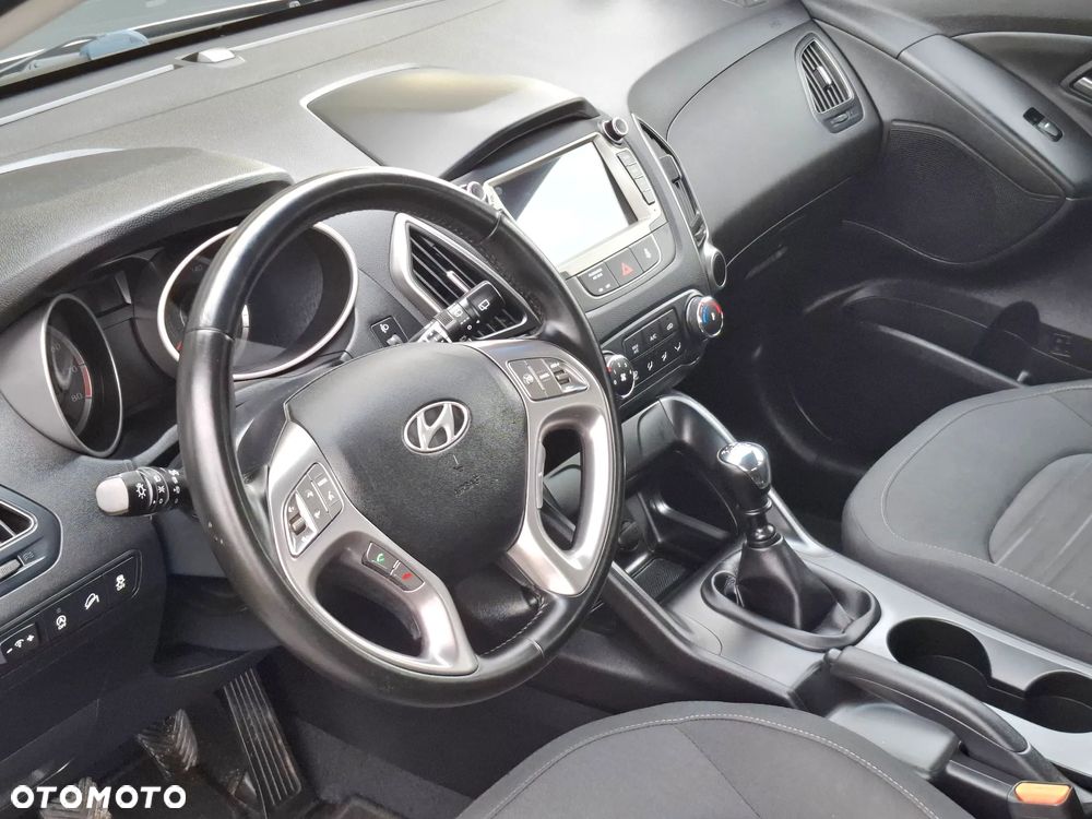 Hyundai ix35 1.6 2WD blue Comfort - 15