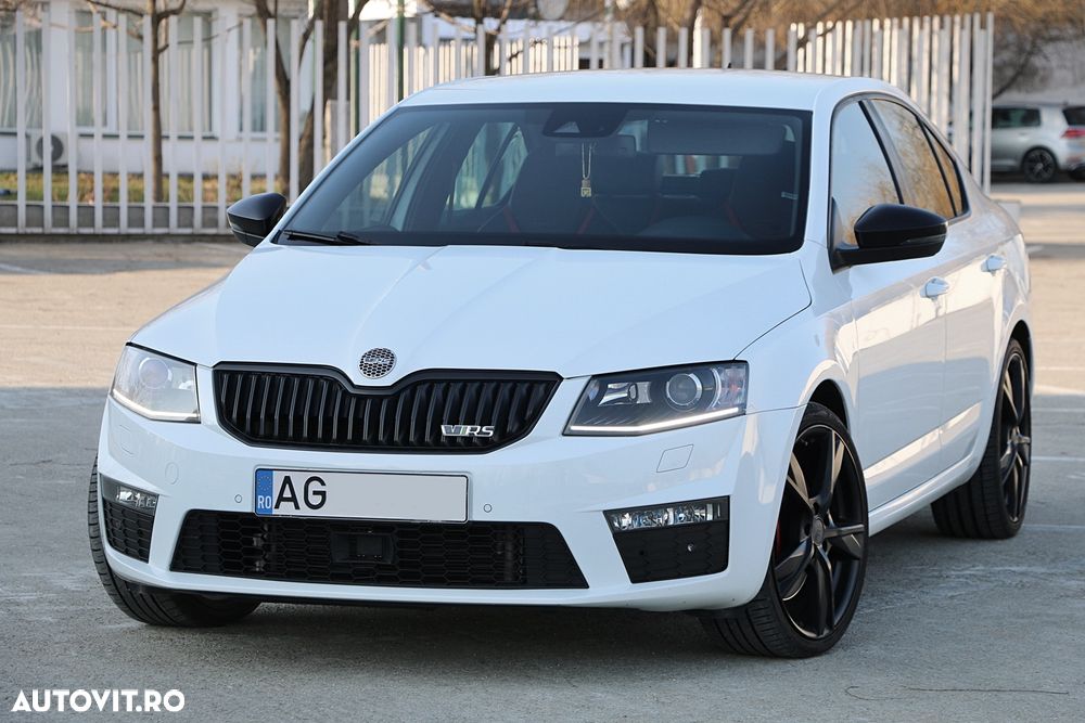 Skoda Octavia 2.0 TDI (Green tec) DSG RS - 6